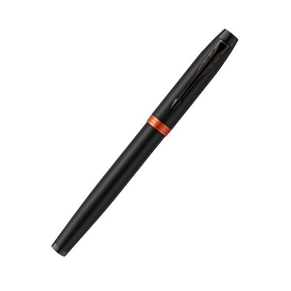 parker-IM-flame-orange-black-trim-fountain-pen-(M)-side-view