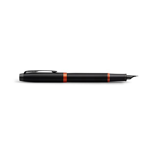 parker-IM-flame-orange-black-trim-fountain-pen-(M)-side-view