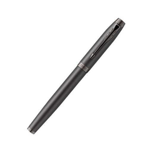 parker-IM-monochrome-titanium-trim-fountain-pen-close-view