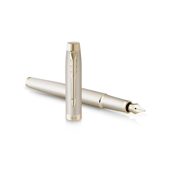 parker-IM-monochrome-champagne-trim-fountain-pen-open-view