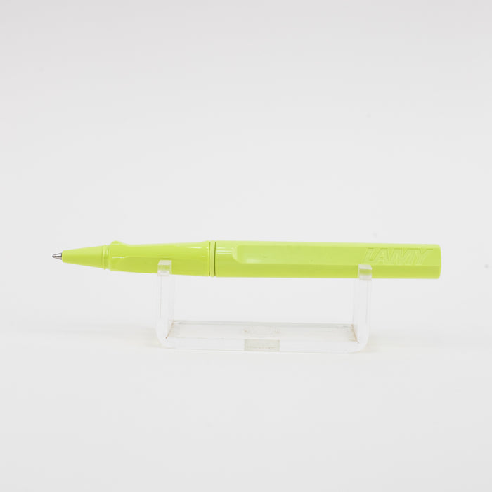 lamy-safari-rollerball-pen-(M)- springgreen-side-view