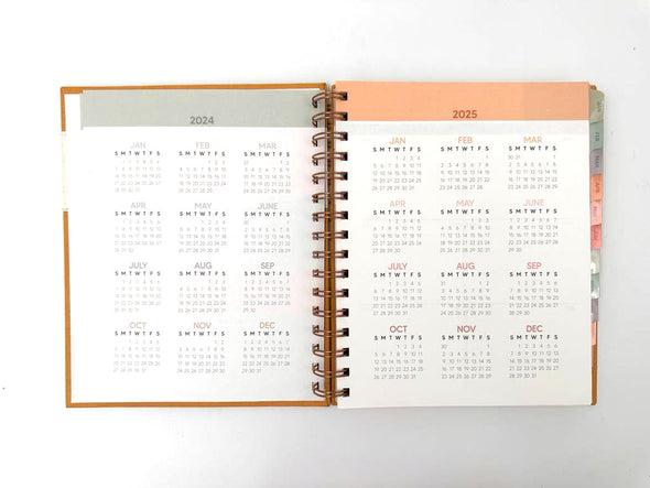 comma-2025-wire-O-planner-yellow-4