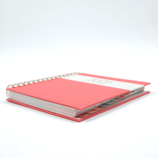 comma-2025-wire-O-planner-pink-2