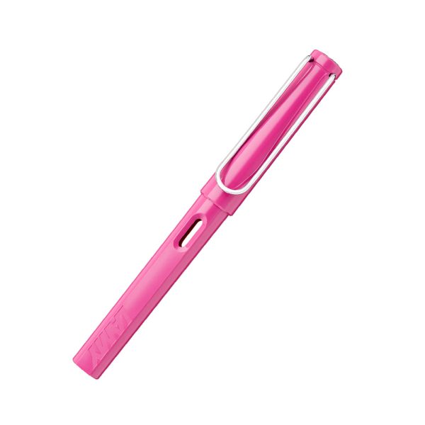 lamy-013-safari-pink-fountain-pen-(M)-close-view