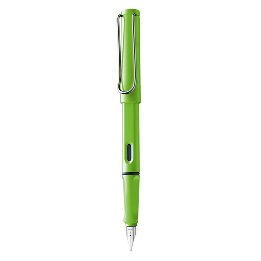 Lamy-safari-fountain-pen-(M)-green-front-view-1