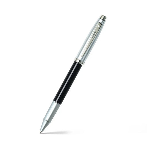 sheaffer-9313-100-glossy-black-and-brushed-chrome-rollerball-pen-open-view