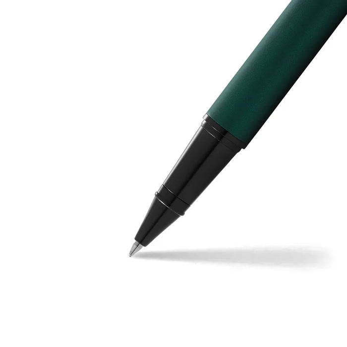 sheaffer-300-9346-matte-green-with-polished-black-trim-roller-ball-pen-nib-view